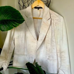 Amanda & Chelsea 3/4 Cinched Sleeves Blazer